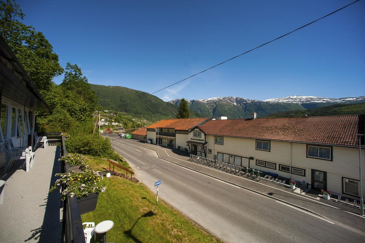 Strand Fjordmotel Ulvik Exteriér fotografie